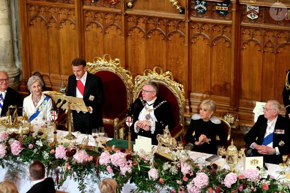 Rachida Dati, Ministre de la Culture, La duchesse de Gloucester, Le président Emmanuel Macron, Alastair King, lord maire de Londres, Brigitte Macron, Le prince Richard, duc de Gloucester lors d’un banquet d’état à Guildhall, Londres le 9 juillet 2025. Le couple présidentiel français est en voyage officiel au Royaume Uni pour trois jours.

© Dominique Jacovides / Bestimage