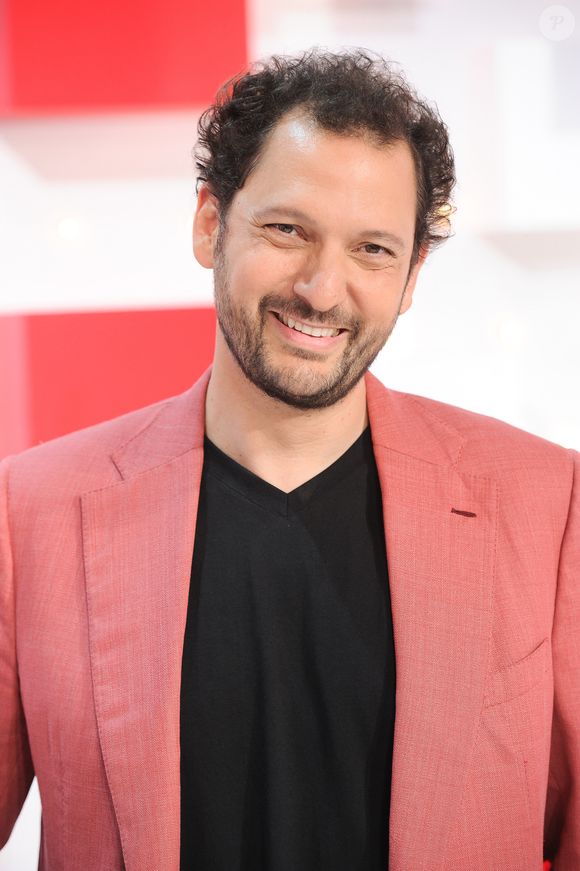 Eric Antoine - Enregistrement de l'émission "Vivement dimanche" au Studio Gabriel à Paris, présentée par M.Drucker et diffusée le 23 juin sur France 3 © Guillaume Gaffiot / Bestimage
