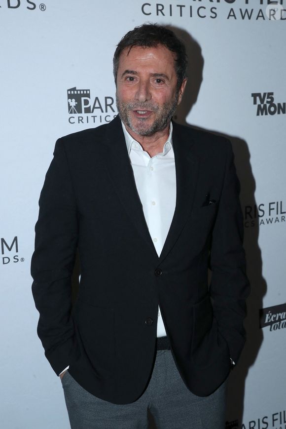 Bernard Montiel - 5èmes " Paris Film Critics Awards ", Hôtel Le Royal Monceau Raffles Paris à Paris, France, le 08 Fevrier 2026.

© Bertrand Rindoff / Bestimage