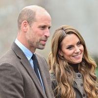 On ne s’en prend pas à Kate Middleton ! Le prince William se réjouirait de la chute d’Andrew après ce qu’il aurait fait à son épouse