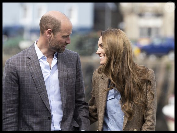Le prince William et Kate Middleton, le prince et la princesse de Galles, lors d'une visite à Tobermory sur l'île de Mull en Écosse, Royaume-Uni.  29 avril 2025. © Stephen Lock/i-Images/ABACAPRESS.COM