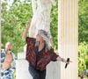 En 2004, elle révélait à L’"Express" vivre dans cette nouvelle bâtisse pleine de caractère qu’elle avait entrepris de transformer de fond en comble. 

Zazie lors de l'enregistrement de l'émission "Versailles en fêtes" diffusée le 5 septembre 2026 sur France 2, à Versailles, France, le 6 juillet 2026. © Guebey-Tribeca/Bestimage