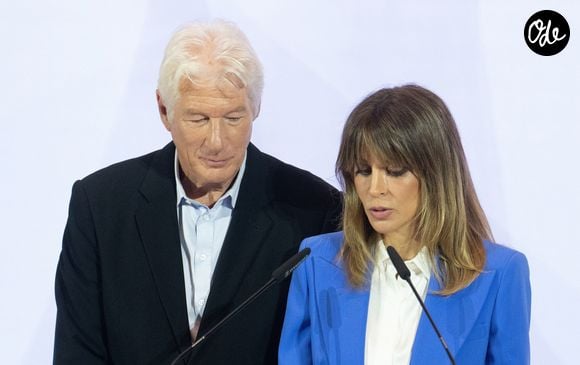 Richard Gere et sa femme Alejandra participent à la cérémonie de clôture de la 17ème édition de "Euros from your Paycheck" à Madrid, Espagne, le 9 juin 2025. © Lalo Yasky/Bestimage