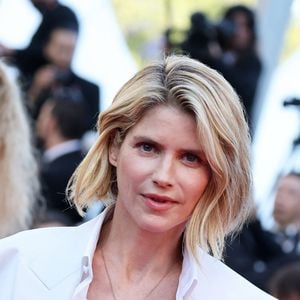 Elle a souhaité que l'on entende les voix de ses enfants lorsqu'ils étaient plus jeunes dans son titre "Nous Deux"

Alice Taglioni - Montée des marches du film « Histoires de la nuit » lors du 79e Festival international du film de Cannes, le 22 mai 2026. © Jacovides-Moreau / Bestimage