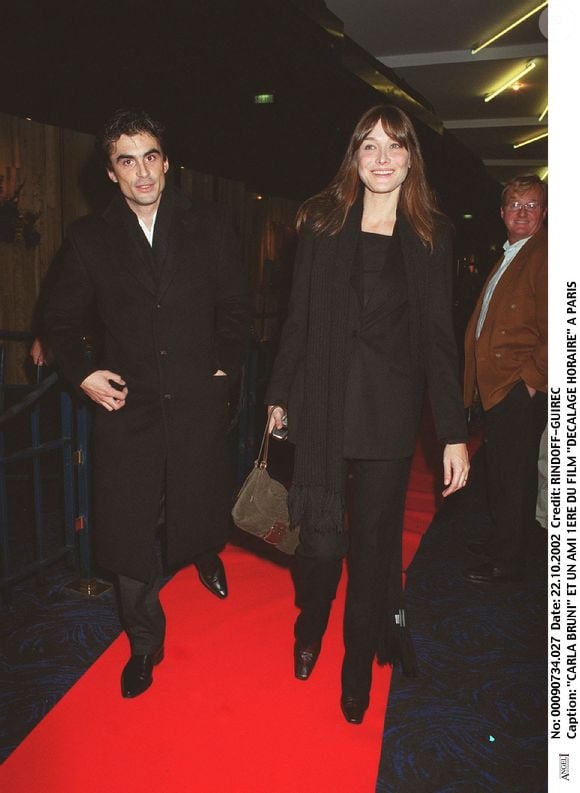 Carla Bruni et Raphaël Enthoven en 2002
©RINDOFF-GUIREC / BESTIMAGE