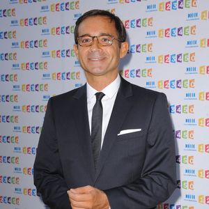 Après leur rencontre dans un musée et alors que Jean-Luc Delarue se trouvait en phase terminale, les amoureux se sont dit oui en Bretagne au cours d'une cérémonie intime...

Jean-Luc Delarue arrivant à la conférence de presse annuelle du groupe France Télévisions à Paris, en France, le 31 août 2011. Photo de Giancarlo Gorassini/Abaca