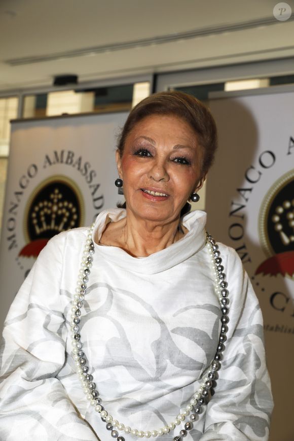 Exclusif - L'impératrice Farah Pahlavi d'Iran (Farah Diba) - Monsieur Manfredi Lefebvre d'Ovidio di Balsorano de Clunieres (Président de Silversea Cruises) devient ambassadeur de bonne volonté de la principauté lors d'une cérémonie à l'Ambassador's Club à Monaco le 6 juin 2018.
© Claudia Albuquerque / Bestimage