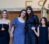 Elle portait une longue robe en cuir noir Fendi.
Léa Mysius, Hafsia Herzi, Monica Bellucci, Tawba El Gharchi - Montée des marches du film " Histoires de la nuit " lors du 79ème Festival International du Film de Cannes, le 21 mai 2026. © Olivier Borde / Bestimage