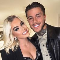 Yanns à nouveau papa ! Le chanteur de Clic clic pan pan présente son bébé très chevelu (et on a déjà un indice sur son prénom)