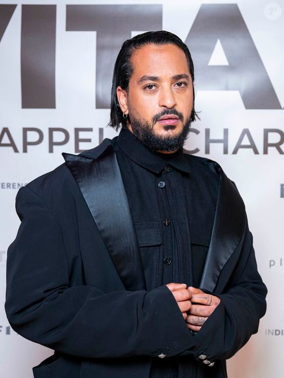Le chanteur partage souvent des vidéos et photos en compagnie d'Esmeralda. Slimane à la projection privée en avant-première du documentaire sur Vitaa (Charlotte Gonin) "Je m'appelle Charlotte" dans les locaux de TF1 à Boulogne Billancourt le 18 novembre 2024. © Pierre Perusseau / Bestimage