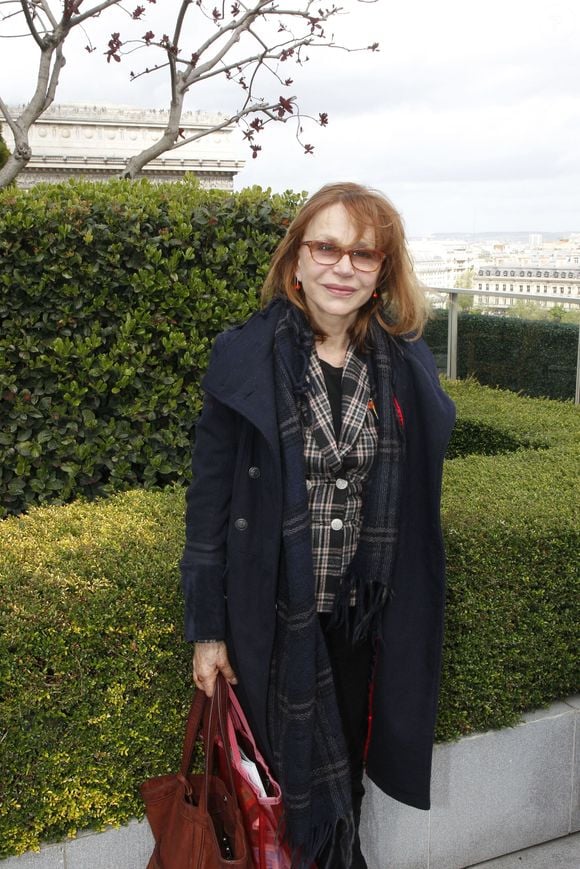 Élisabeth Depardieu – Présentation du nouveau festival "Champs-Élysées Film Festival" sur la terrasse du Publicis, par la présidente Sophie Dulac. Ce festival aura lieu du 6 au 12 juin 2012 dans les salles de cinéma des Champs-Élysées. Paris, le 26 avril 2012.
BERTRAND RINDOFF PETROFF / BESTIMAGE