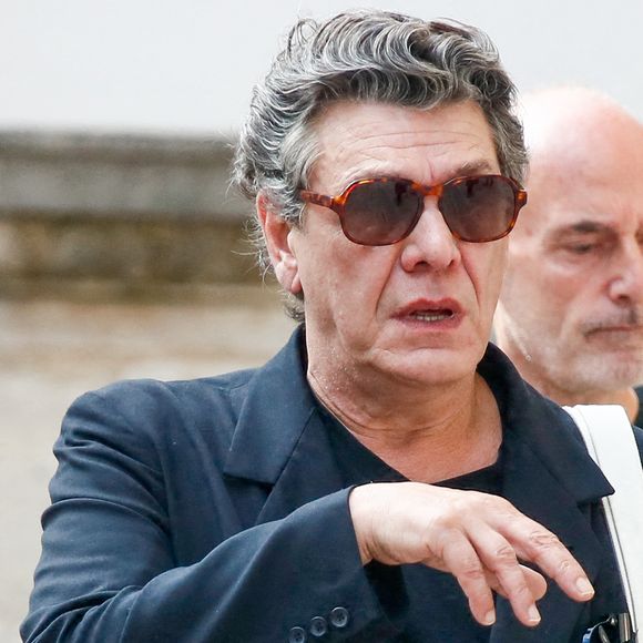 Marc Lavoine - Sorties des obsèques de Thierry Ardisson en l'église Saint-Roch de Paris, France, le 17 juillet 2025. © Clovis-Jacovides/Bestimage
