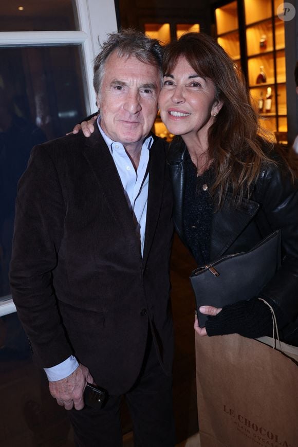 Francois Cluzet et Narjiss Slaoui-Falcoz assistent au " Gala d'hiver " du Peninsula à Paris, le 28 novembre 2024 à Paris, France. Photo par Jerome Dominé/ABACAPRESS.COM