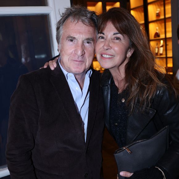 Francois Cluzet et Narjiss Slaoui-Falcoz assistent au " Gala d'hiver " du Peninsula à Paris, le 28 novembre 2024 à Paris, France. Photo par Jerome Dominé/ABACAPRESS.COM