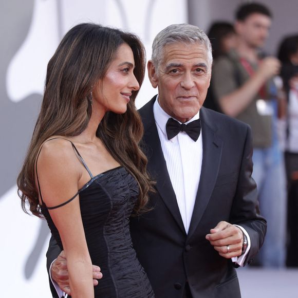 George Clooney et sa femme Amal - Arrivées à la cérémonie d'ouverture et la projection du film "Ink" lors de la 83ème édition du festival international du film de Venise, la Mostra le 2 septembre 2026 © Jasmine Aissaoui / Bestimage