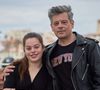 Sa fille aînée, issue de sa relation avec Chiara Mastroianni, s'est lancée elle aussi dans une carrière d'actrice au cinéma

Benjamin Biolay et sa fille Anna Biolay au photocall de "Rosalie" lors du 76ème Festival International du Film de Cannes, le 18 mai 2023.
© Jacovides/Moreau/Bestimage