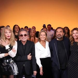 Exclusif - Arielle Dombasle, Philippe Manoeuvre, Claire Chazal, André Manoukian, Aurelie Saada, Quentin Mosimann lors de l'enregistrement de l'émission "Le Grand Echiquier - Spéciale Serge Gainsbourg" présentée par C.Chazal et A.Manoukian et diffusée le 7 avril 2026 sur France 2, à Paris, France, le 17 septembre 2025. © Jack Tribeca/Bestimage