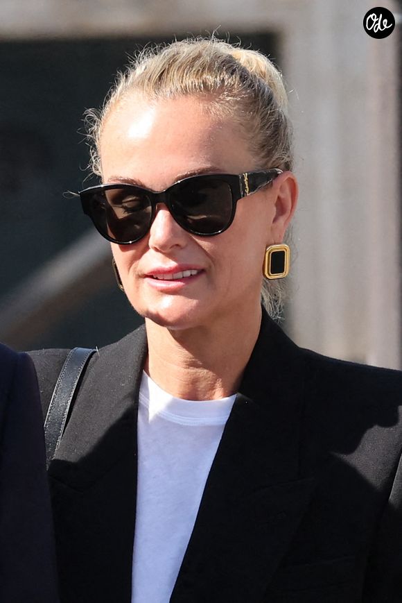 Laeticia Hallyday - Arrivées aux obsèques de Philippe Labro en l'église de Saint-Germain-des-Prés à Paris le 13 juin 2025. © Dominique Jacovides - Christophe Clovis / Bestimage