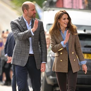 Le prince William, prince de Galles, et Catherine (Kate) Middleton, princesse de Galles, duc et duchesse de Rothesay, visitent la ville de Tobermory en Ecosse, Royaume Uni, le 29 avril 2025. © Cover Images via ZUMA Press/Bestimage
