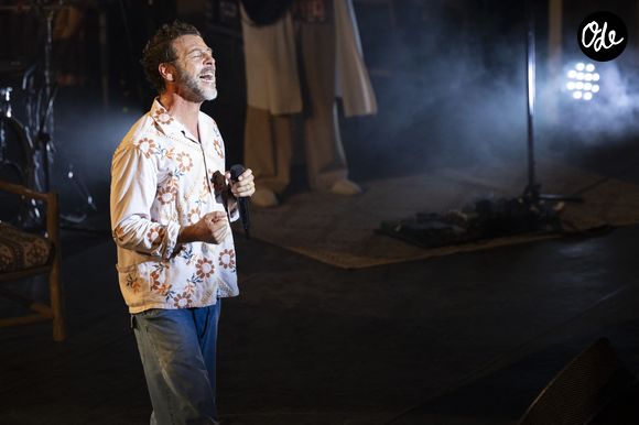 Exclusif - Christophe Maé - Christophe Maé, à l'occasion de sa tournée « Carnet de voyage », en concert au Théâtre de verdure lors du 40e Festival de Ramatuelle. Le 1er août 2024
© Cyril Bruneau / Festival de Ramatuelle / Bestimage