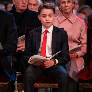 George sera le premier à y faire son entrée... Probablement en 2026.


Le prince George pendant la cérémonie de chants Together At Christmas à l'abbaye de Westminster à Londres. Date de la photo : Vendredi 6 décembre 2024. ... Noël 2024 ... 06-12-2024 ...
 Aaron Chown/PA Wire.