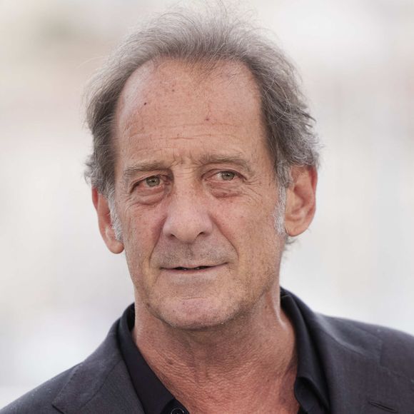 Vincent Lindon - Photocall du film "Le deuxième acte", présenté hors compétition, lors du 77ème Festival International du Film de Cannes (14 - 25 mai 2024), le 15 mai 2024. (Jacovides-Moreau/Bestimage).