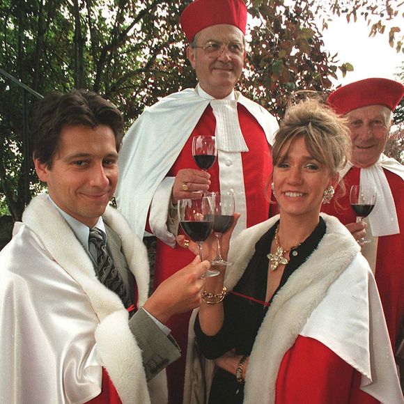 Virginie Lemoine et Laurent Gerra à la Confrérie Saint-Emilion (archive)
©AGENCE / BESTIMAGE