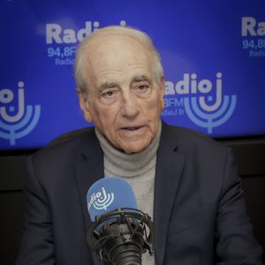 Exclusif - Jean-Pierre Elkabbach - Jean-Pierre Elkabbach était l’invité de F.Haziza à Radio J (Diffusion  dimanche 29/01/2023) - Paris le 26/01/2023 - © Jack Tribeca / Bestimage