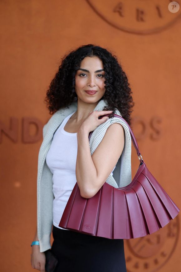 Camélia El Badia au village lors des Internationaux de France de Tennis de Roland Garros 2025. Paris, le 29 mai 2025.
© Moreau/Jacovides/Bestimage