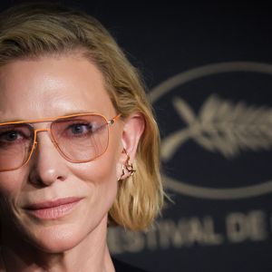 Cate Blanchett lors de la conférence de presse consacrée au Displacement Film Fund, dans le cadre du 79e Festival de Cannes, le 18 mai 2026 à Cannes, en France. Photo de Jean-Marc Haedrich/Pool/ABACAPRESS.COM