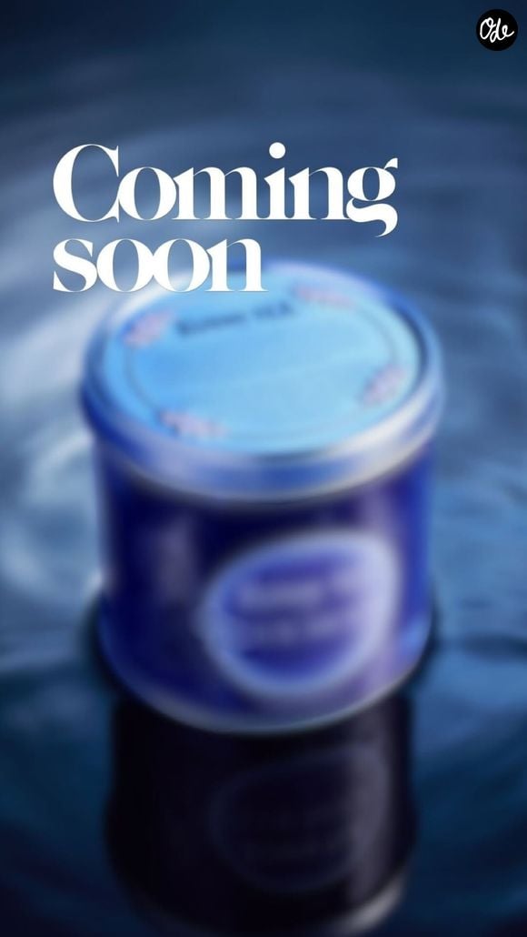"Blue Moon" est une infusion pensée comme une invitation au voyage intérieur.

Caroline Receveur s'associe à une célèbre marque de thé et dévoile leur collaboration. Capture d'écran Instagram