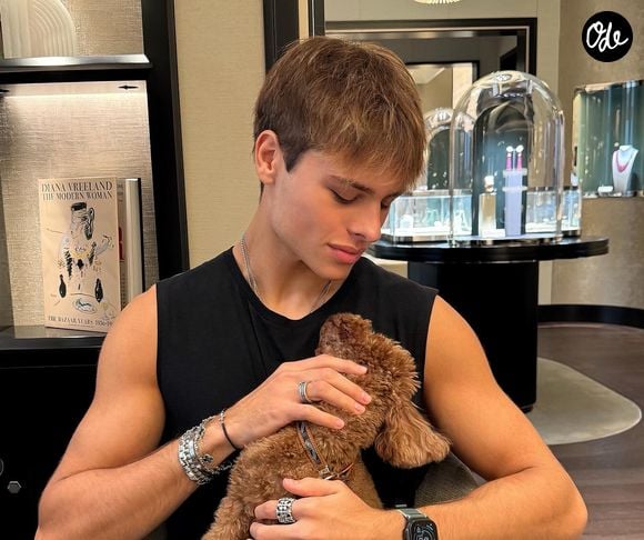 Cameron Smet - Instagram