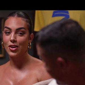 Georgina Rodriguez répond à 7 questions de Cristiano Ronaldo dans le dernier épisode de sa chaîne YouTube Backgrid UK/ Bestimage