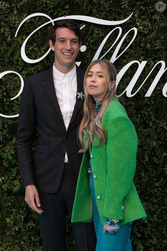 Et les loisirs sont également obtenus en contrepartie d'une tenue exemplaire à l'école. 

Alexandre Arnault au photocall de la soirée de gala d'ouverture de l'exposition "Tiffany & Co. Vision & Virtuosité" à la galerie Saatchi à Londres, Royaume Uni, le 9 juin 2022. Backgrid UK/ Bestimage