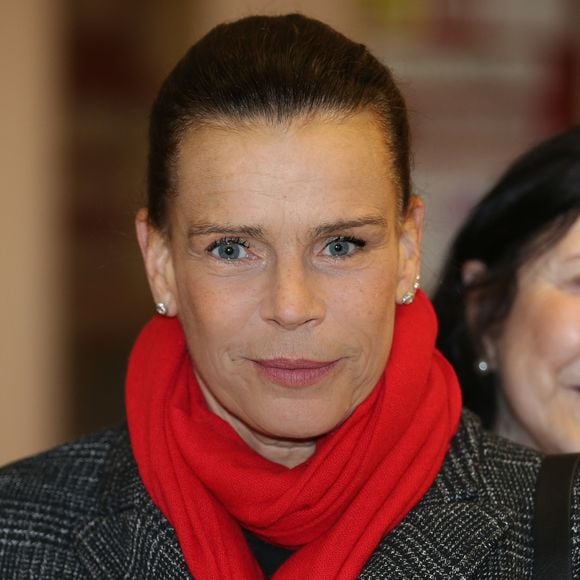 Exclusif - La princesse Stéphanie de Monaco durant la traditionnelle distribution des cadeaux de Noël avec l'aide de la Croix-Rouge à la Maison de retraite Hector Otto, résidence Bellando de Castro à Monaco, le 18 décembre 2017. © Bruno Bebert - Olivier Huitel / Pool Restreint Monaco / Bestimage - Crystal