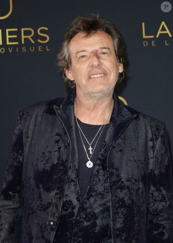 Clovis Cornillac a expliqué à Jean-Luc Reichmann dans son émission On se tutoie ?..., sur Nostalgie son idée
Jean-Luc Reichmann - Photocall de la 30ème cérémonie des Lauriers de l'audiovisuel au théâtre Marigny à Paris le 24 février 2025. © Coadic Guirec/Bestimage