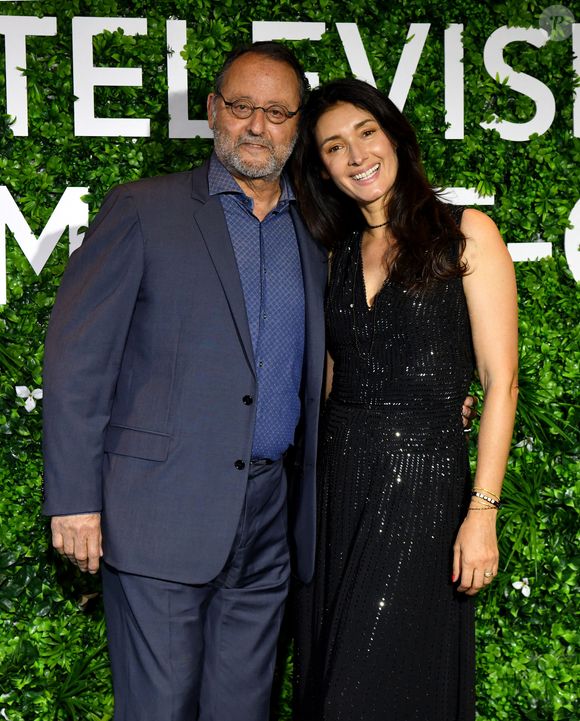 Jean Reno et sa femme Zofia au 61eme Festival de Télévision de Monte Carlo au Grimaldi Forum, le 18 juin 2022. © Bruno Bebert / Bestimage