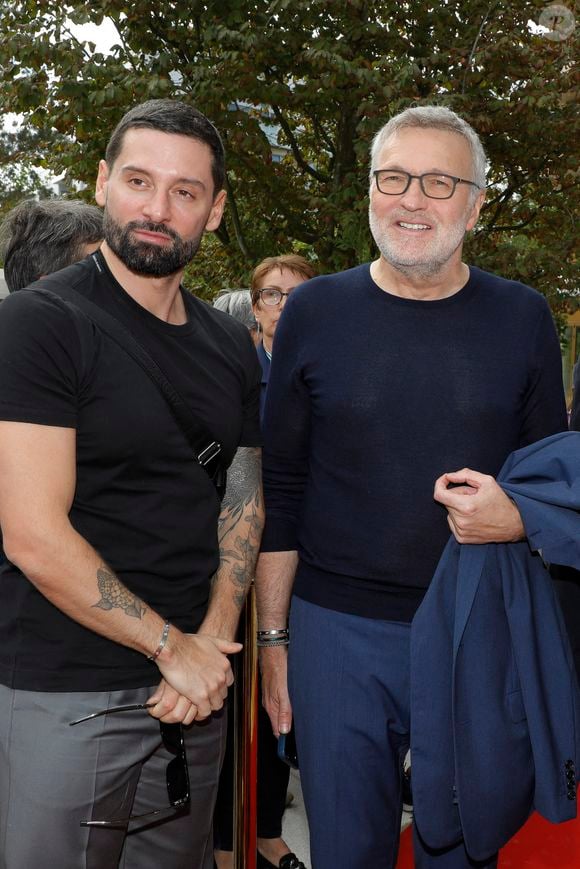 Exclusif - Hugo Manos et son compagnon Laurent Ruquier 
Inauguration de la place Line Renaud a Rueil-Malmaison le 22 Juin 2024.
© Jlppa / Bestimage