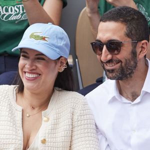 Jimmy Mohamed et sa femme Souailla - Célébrités dans les tribunes des Internationaux de France de tennis de Roland Garros 2024 à Paris le 26 mai 2024. © Moreau-Jacovides/Bestimage