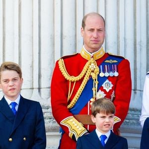 Info - Kate et William s'apprêtent à fêter leurs 14 ans de mariage le 29 avril prochain - Londres, ROYAUME-UNI - La duchesse de Cambridge, Kate Middleton, a fait le point sur son traitement et son rétablissement. Elle a terminé sa chimiothérapie et se concentre désormais sur le maintien d'un mode de vie sans cancer. Elle a partagé une vidéo dans laquelle on la voit, ainsi que le prince William et ses enfants, le prince George, la princesse Charlotte et le prince Louis.



Sur la photo : La princesse de Galles, Kate Middleton
