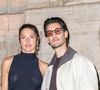 Pierre Niney partage la vie de Natasha Andrews, une actrice australienne rencontrée au Cours Florent.

Natasha Andrews, Pierre Niney – Photocall du Défilé de mode Jacquemus Collection Hommes Automne Hiver Printemps-Été dans le cadre de la Fashion Week de Paris, France. © Olivier Borde / Bestimage