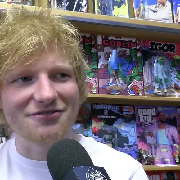 Ed Sheeran lors d'une interview à Vancouver. © Backgrid UK/ Bestimage