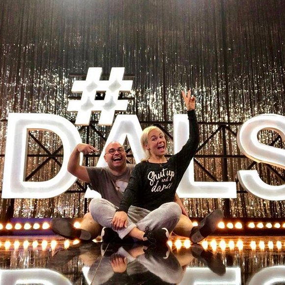 Yoann Riou dans "Danse avec les stars" saison 10, avec sa partenaire Emmanuelle Berne, en octobre 2019.

Photo : Instagram