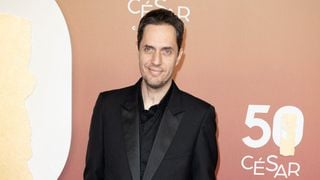 Grand Corps Malade : Sa femme Julia a tout quitté et s'est mise "en pause professionnelle" pour le suivre longuement à l'étranger