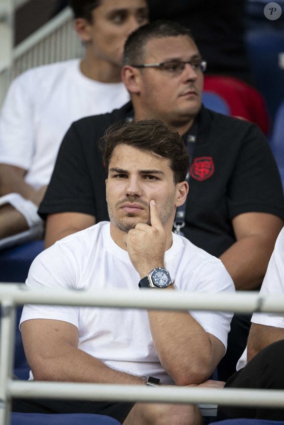 Antoine Dupont avant la finale du Top 14 de rugby français entre le Stade Toulousain (Toulouse) et l'Union Bordeaux-Begles (UBB) au Stade de France à Saint-Denis, au nord de Paris, le 28 juin 2025.Photo by Eliot Blondet/ABACAPRESS.COM