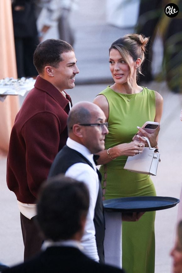 Iris Mittenaere et Antoine Dupont lors de la 79e édition du Festival de Cannes, le 19 mai 2026 à Cannes, en France. Photo de Nacer Aissaoui/ABACAPRESS.COM