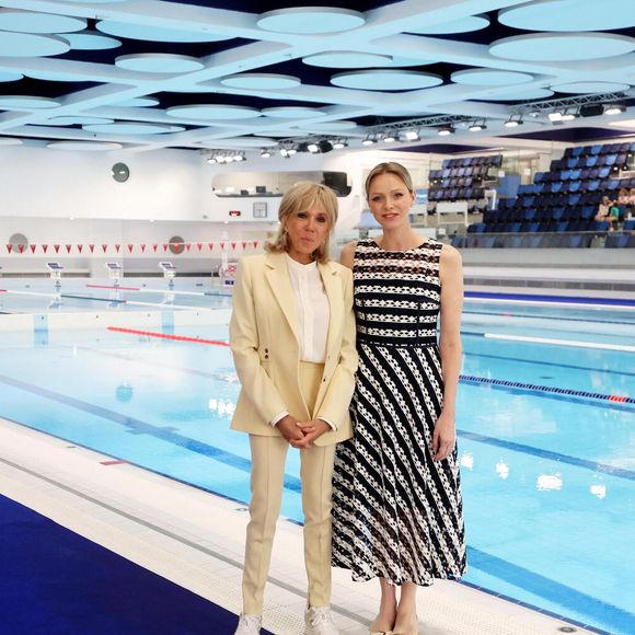 Brigitte Macron, La princesse Charlène de Monaco lors de l'opération Water Safety Day à la piscine du stade Louis II à Monaco le 8 juin 2025.
© Dominique Jacovides / Bestimage