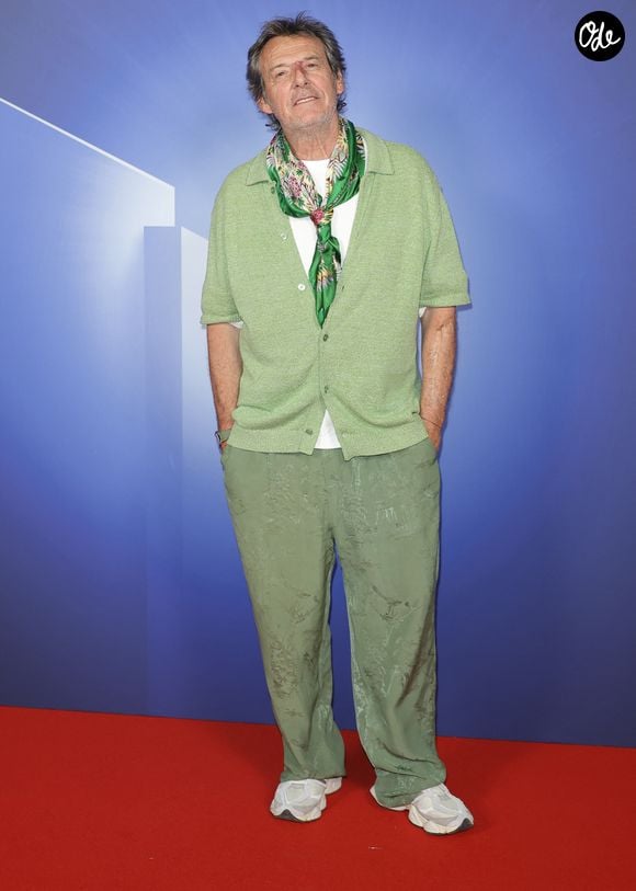 Aujourd'hui, c'est sa soeur Marie-Laure qui habite à l'interieur

Jean-Luc Reichmann - Photocall de l’Upfront 2026 de TF1 à la Seine Musicale à Boulogne-Billancourt le 18 juin 2026. C’est à l’occasion de sa traditionnelle présentation aux annonceurs («upfront») que le groupe TF1 a choisi d’annoncer ce jeudi soir la concrétisation de son accord de distribution signé avec il y a un an jour pour jour avec Netflix. © Coadic Guirec/Bestimage
