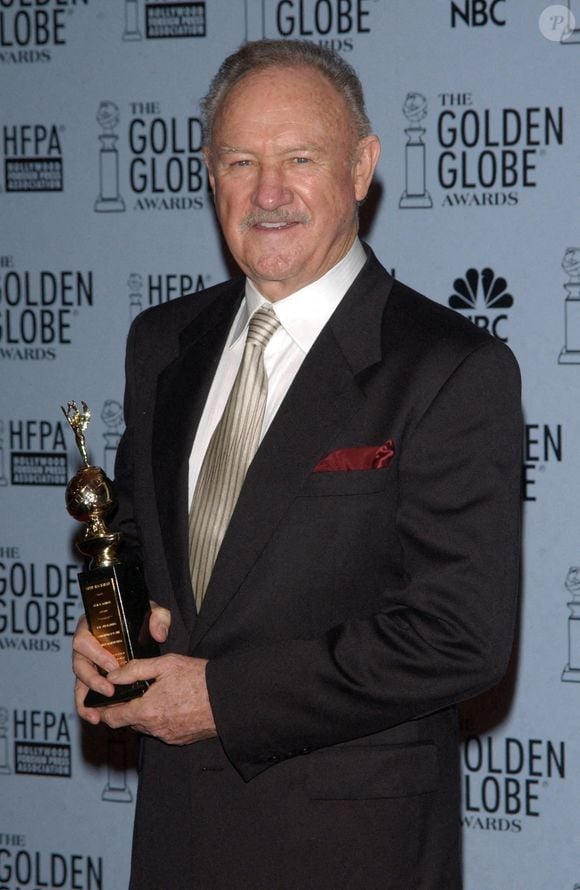 Gene Hackman, à la santé fragile se serait retrouvé complètement perdu durant 7 jours sans sa femme, sans même parvenir à se nourrir.
Gene Hackman lors de la 60ème édition des Golden Globe Awards au Beverly Hills Hilton le 19 janvier 2003. Paul Smith / Featureflash Photo by Alamy/ABACAPRESS.COM