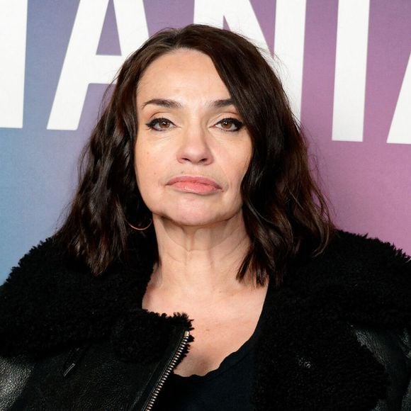 Les billets ne sont plus disponibles, seule Béatrice Dalle reste visible sur une affiche.

Exclusif - Béatrice Dalle - Photocall du film "La passion selon Béatrice" lors du 30ème festival du film francophone, Cinemania, à Montréal
© Sylvain Lefevre / Bestimage